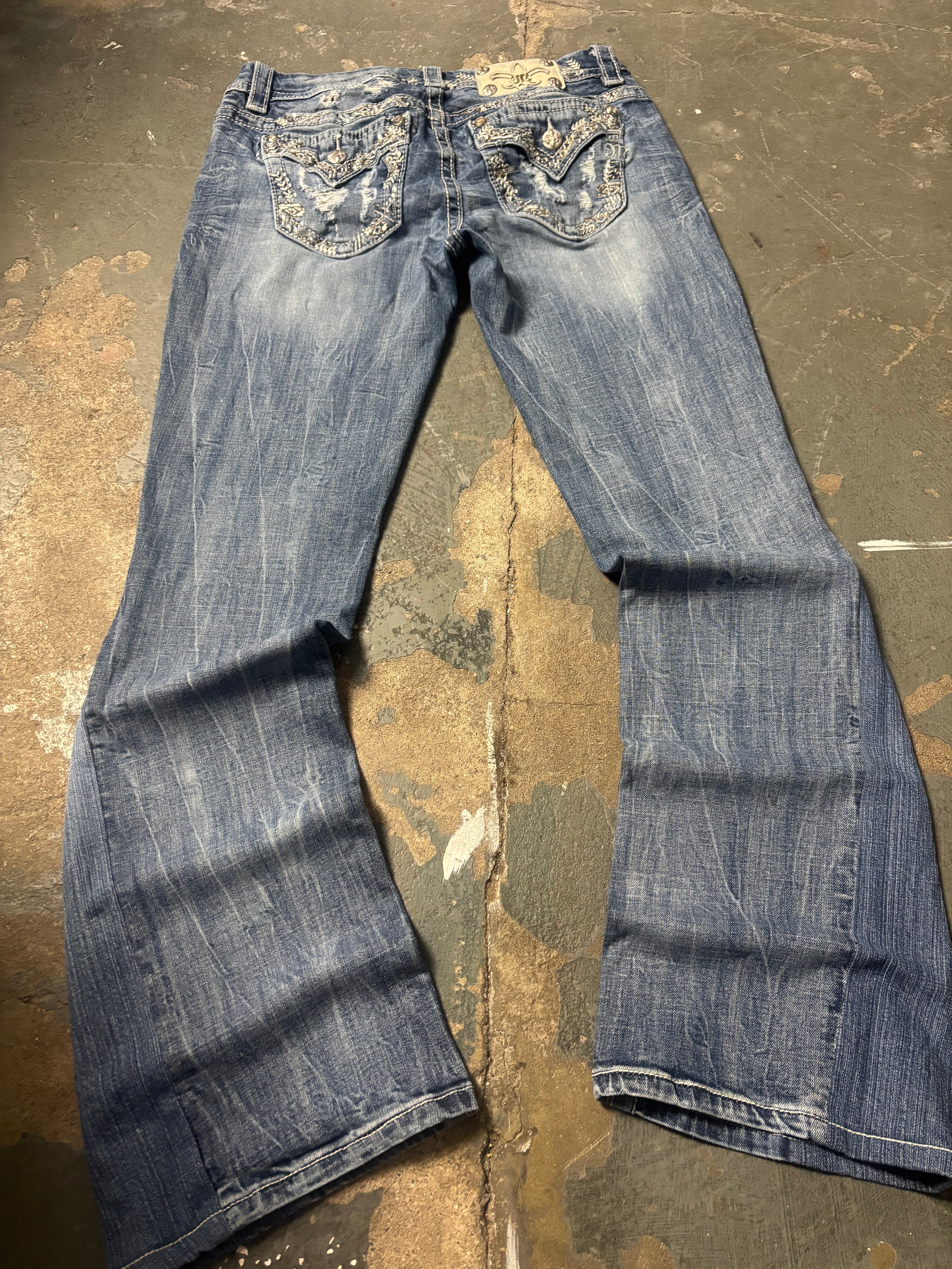 Vintage Miss Me Jeans Rhinestone | Distressed W27