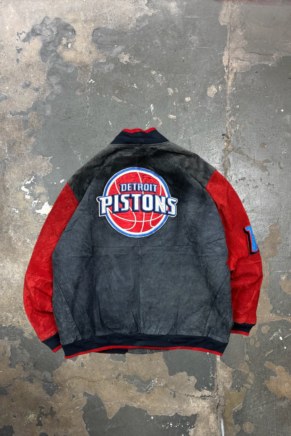 Vintage Detroit Pistons Jacke | Echtleder NBA Archive