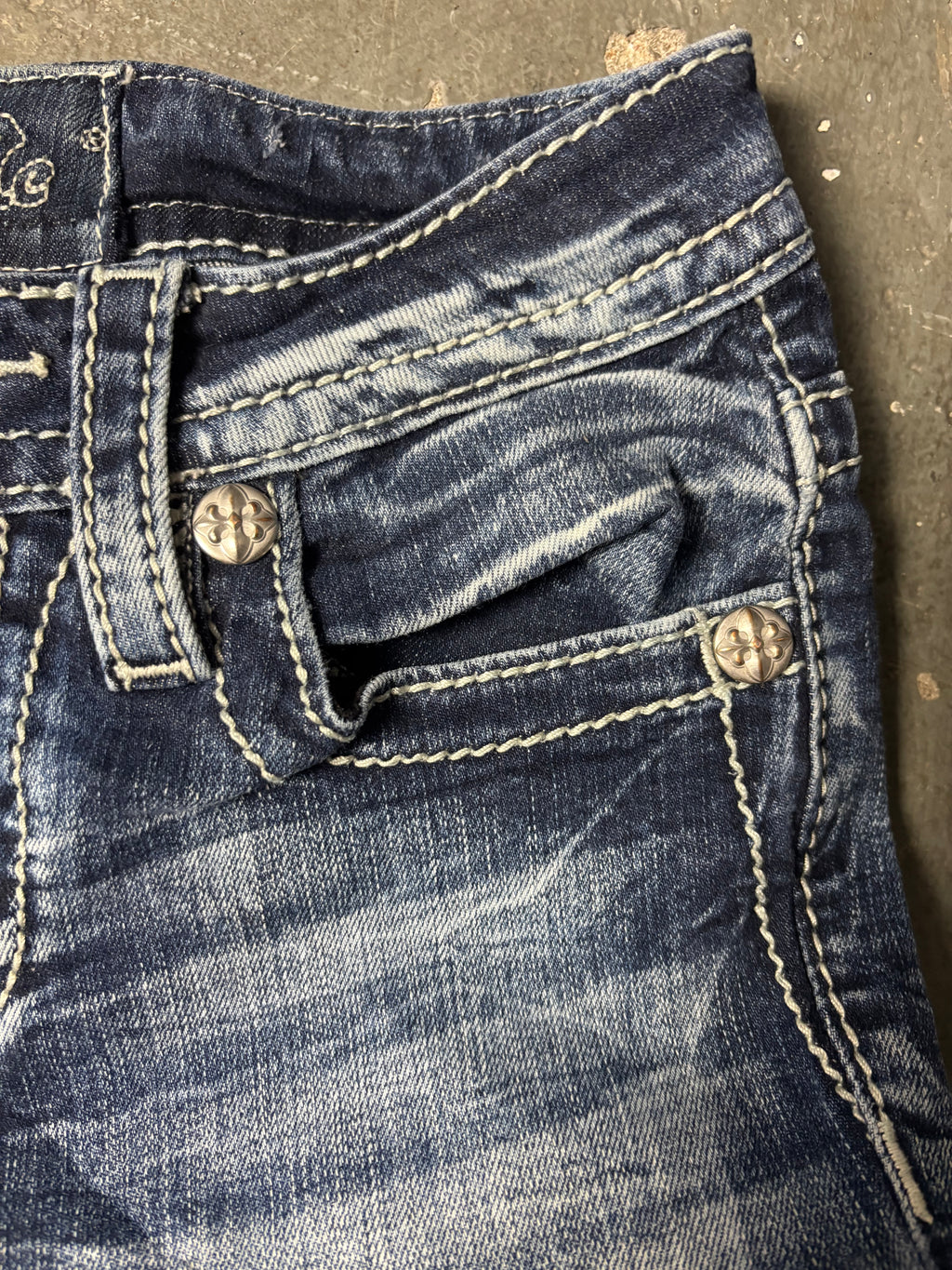 Vintage Miss Me Flared Jeans Blau