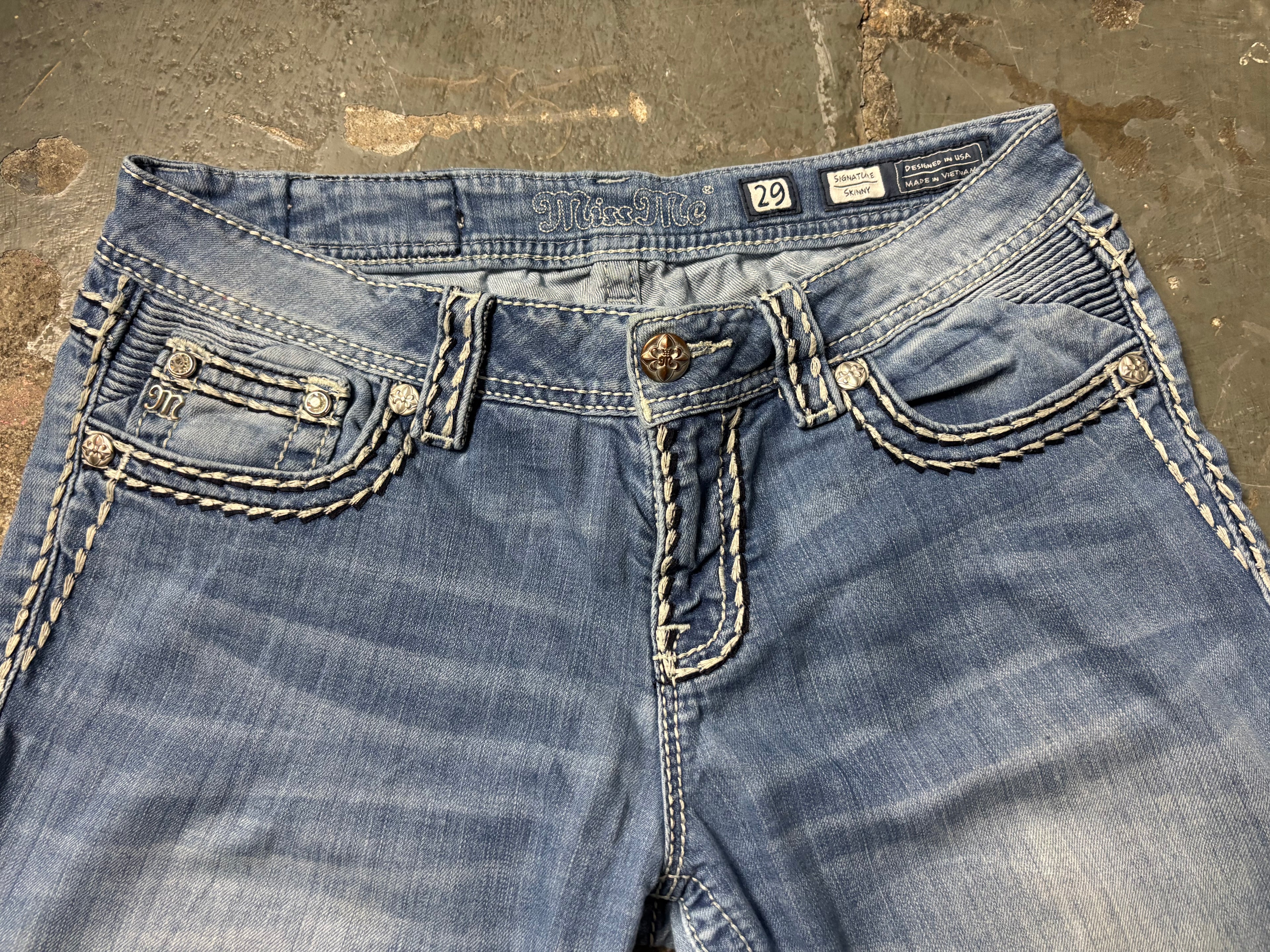 Vintage Miss Me Jeans Signature | Flared W29