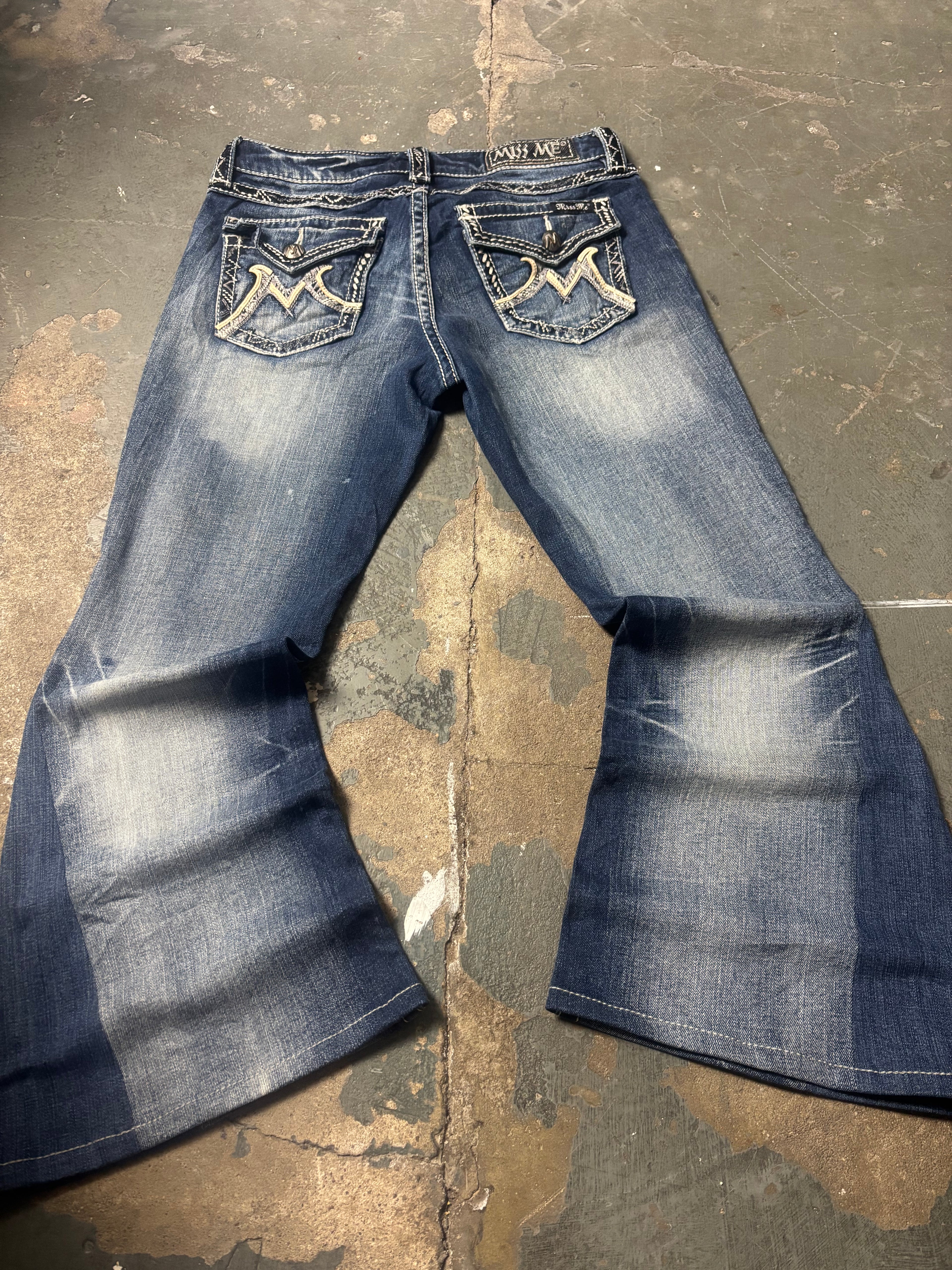 Vintage Miss Me Jeans M Series | Flared Pants W28