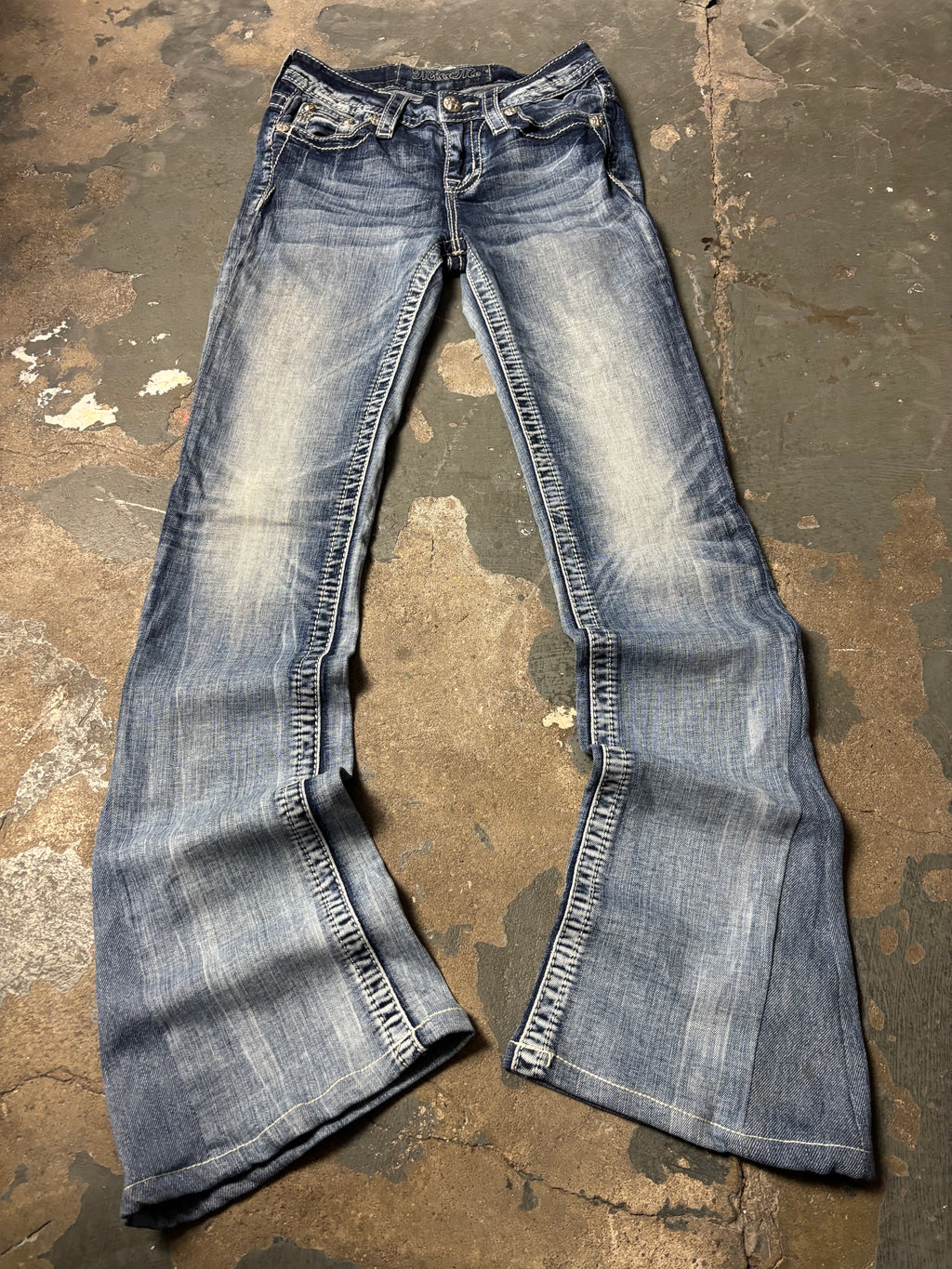 Vintage Miss Me Flared Jeans Blau