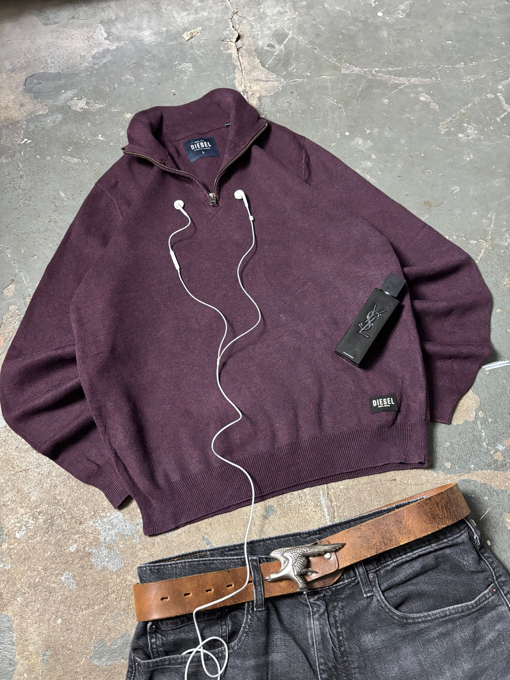 Vintage Diesel Half-Zip Knit Pullover in Burgundy Pflaume, Y2K Archive Streetwear Frontansicht